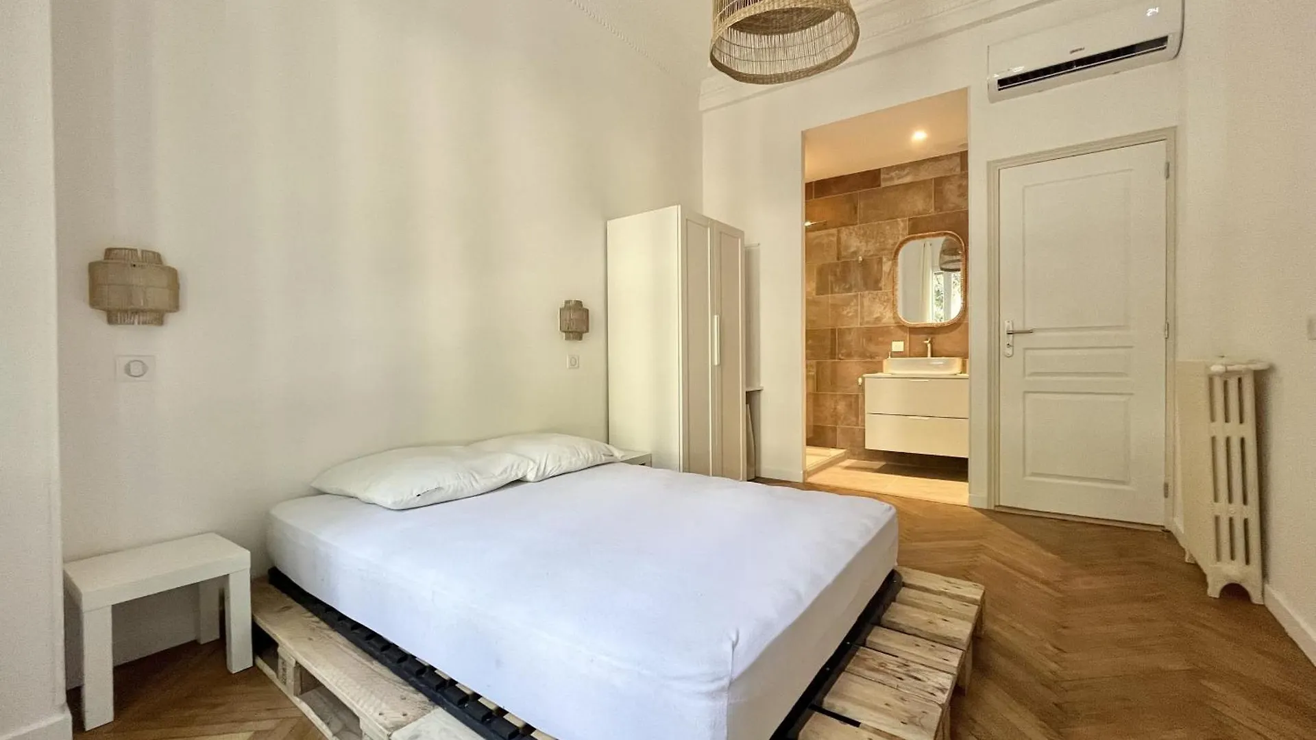 Cessole - Charme Urbain 3 Chambres Clim & Netflix Nizza 0*,